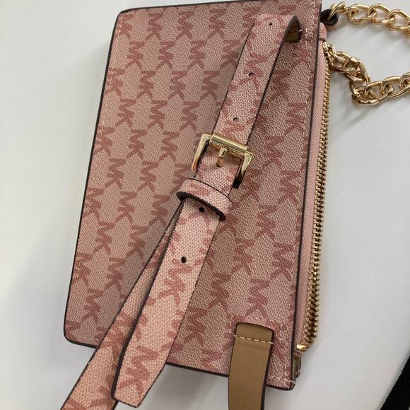 MICHAEL KORS NWT, PINK AND GOLD SAFFIANO LEATHER FANNY PACK - Picture 7 of 10